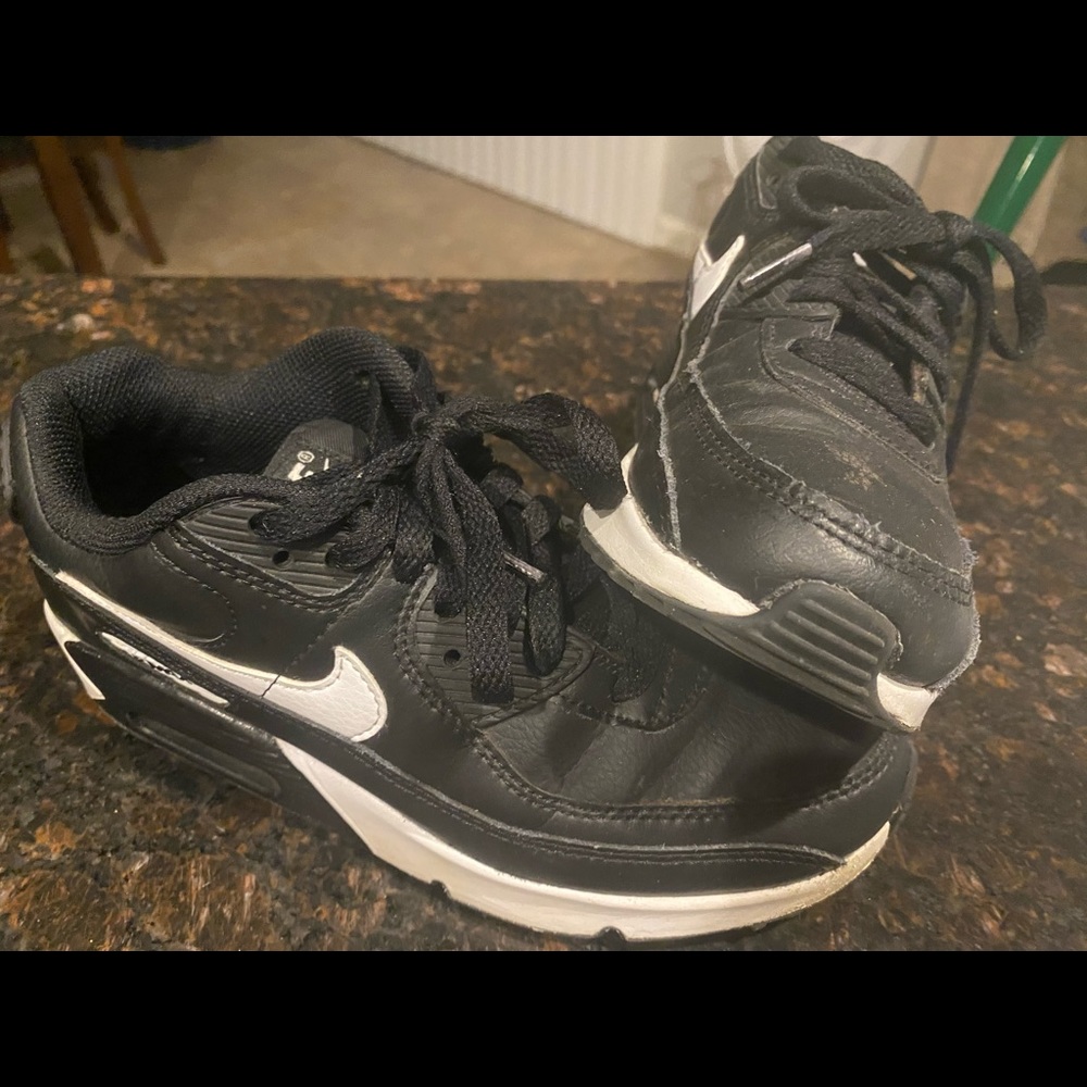 Boys (Youth) Nike Airmax 90